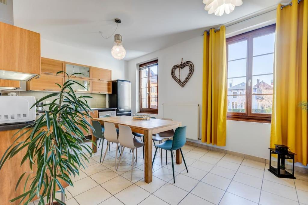 Vecchia Citta Cote Vieille Ville # Yolo Alp Home Annecy Buitenkant foto